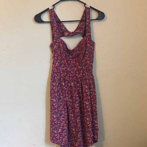 O’Neill Open Back Sleeveless Dress - Burgundy (side zipper) - Picture 2 of 5